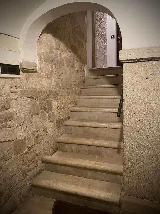 شقة Emozioni Dal Porto تراني المظهر الخارجي الصورة
