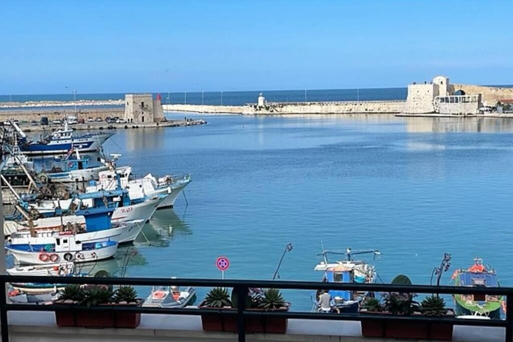 شقة Emozioni Dal Porto تراني المظهر الخارجي الصورة